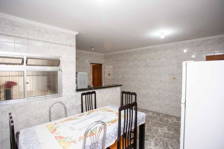 Casa à venda com 272m², 4 quartos e 3 vagasCozinha