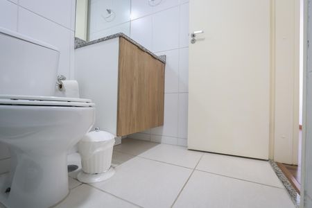 Apartamento para alugar com 54m², 2 quartos e 1 vaga Apartamento para alugar com 54m², 2 quartos e 1 vagaBanheiro da Suite