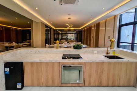 Studio para alugar com 28m², 1 quarto e sem vaga Studio para alugar com 28m², 1 quarto e sem vagaÁrea Comum - Espaço Gourmet