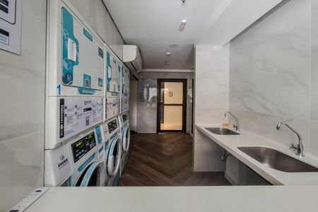 Studio para alugar com 28m², 1 quarto e sem vaga Studio para alugar com 28m², 1 quarto e sem vagaÁrea comum - Lavanderia Coletiva