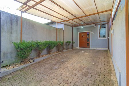 Casa à venda com 84m², 2 quartos e 2 vagasGaragem