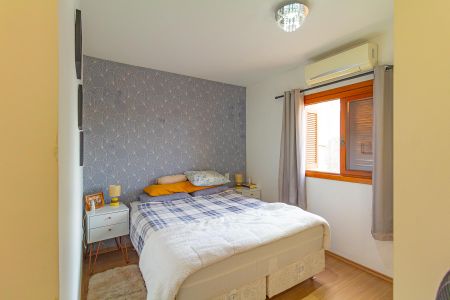 Casa à venda com 84m², 2 quartos e 2 vagasSuíte 2