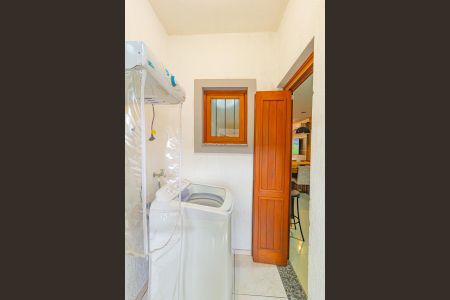 Casa à venda com 84m², 2 quartos e 2 vagasÁrea de Serviço