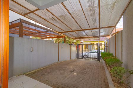 Casa à venda com 84m², 2 quartos e 2 vagasVista da Sala