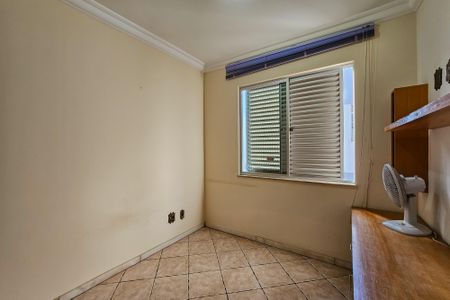 Apartamento à venda com 180m², 4 quartos e 4 vagas Apartamento à venda com 180m², 4 quartos e 4 vagasQuarto 1
