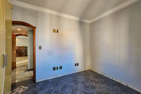 Apartamento à venda com 180m², 4 quartos e 4 vagas Apartamento à venda com 180m², 4 quartos e 4 vagasQuarto 2