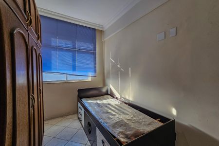 Apartamento à venda com 180m², 4 quartos e 4 vagas Apartamento à venda com 180m², 4 quartos e 4 vagasSuíte 2