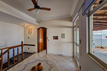 Apartamento à venda com 180m², 4 quartos e 4 vagas Apartamento à venda com 180m², 4 quartos e 4 vagasSala 2