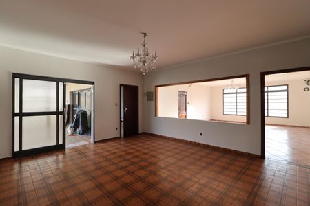 Casa para alugar com 241m², 6 quartos e 4 vagasSala 2