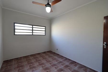 Casa para alugar com 241m², 6 quartos e 4 vagasQuarto 1