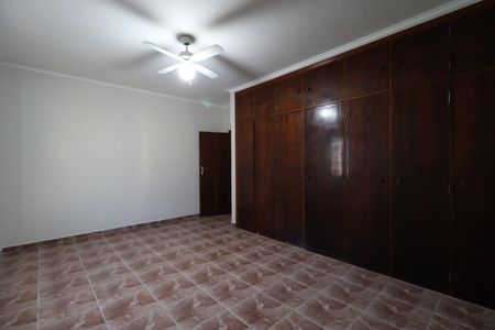 Casa para alugar com 241m², 6 quartos e 4 vagasQuarto 4