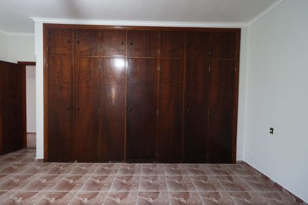 Casa para alugar com 241m², 6 quartos e 4 vagasQuarto 4