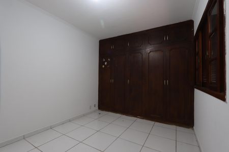 Casa para alugar com 200m², 4 quartos e 2 vagasQuarto 1