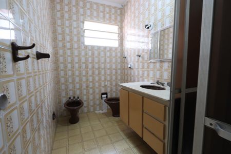 Casa para alugar com 200m², 4 quartos e 2 vagasBanheiro da Suíte 2