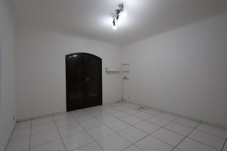 Casa para alugar com 200m², 4 quartos e 2 vagasSuíte 1
