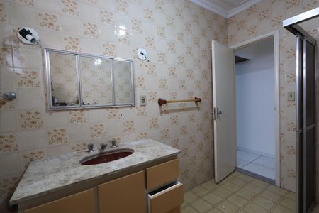 Casa para alugar com 200m², 4 quartos e 2 vagasBanheiro da Suíte 1