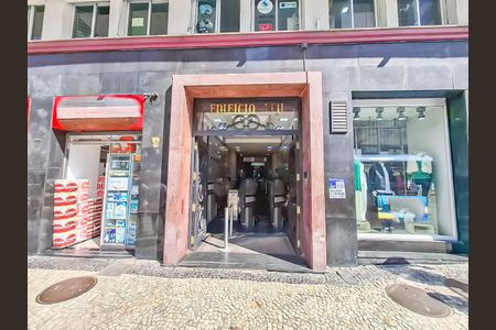 Studio à venda com 32m², 1 quarto e sem vagaFachada