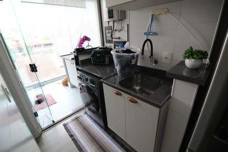 Apartamento à venda com 112m², 3 quartos e 1 vagaÁrea de Serviço