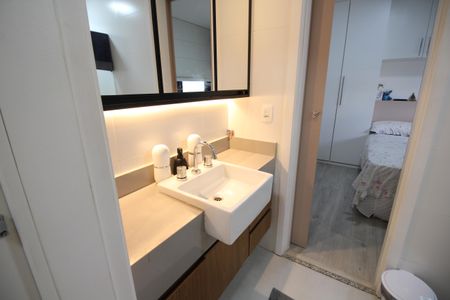 Apartamento à venda com 112m², 3 quartos e 1 vagaBanheiro da Suíte 1 e 2