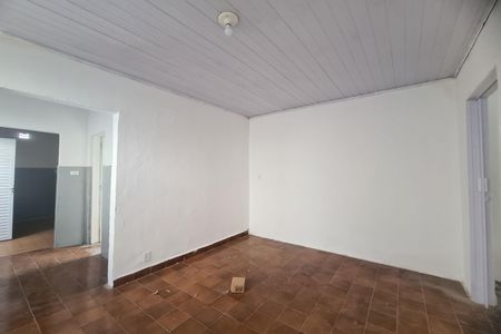 Casa para alugar com 50m², 1 quarto e 1 vaga Casa para alugar com 50m², 1 quarto e 1 vagaSala