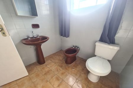 Casa para alugar com 50m², 1 quarto e 1 vaga Casa para alugar com 50m², 1 quarto e 1 vagaBanheiro Social