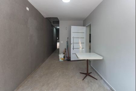 Casa para alugar com 220m², 3 quartos e 3 vagasHall