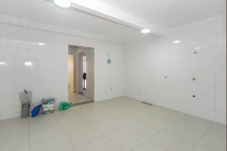 Casa para alugar com 220m², 3 quartos e 3 vagasCozinha