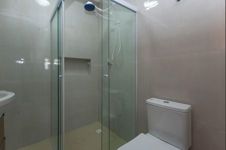 Casa para alugar com 220m², 3 quartos e 3 vagasBanheiro Social