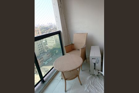 Studio à venda com 42m², 1 quarto e 1 vaga Studio à venda com 42m², 1 quarto e 1 vagaVaranda