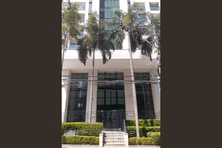 Studio à venda com 42m², 1 quarto e 1 vaga Studio à venda com 42m², 1 quarto e 1 vagaFachada