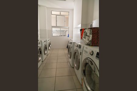 Apartamento para alugar com 45m², 1 quarto e 1 vagaÁrea comum - Lavanderia