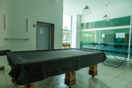 Apartamento para alugar com 45m², 1 quarto e 1 vagaÁrea comum - Sala de Jogos