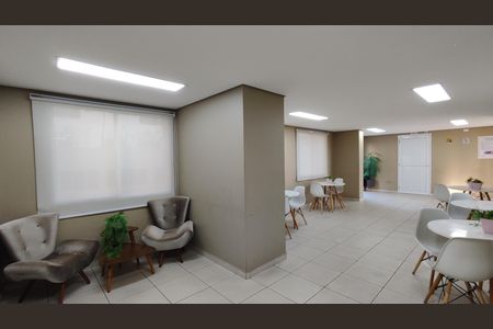 Apartamento para alugar com 46m², 2 quartos e 1 vagaÁrea comum - Salão de Festas