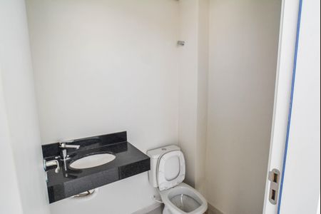 Apartamento à venda com 132m², 3 quartos e 1 vagaÁrea de Serviço