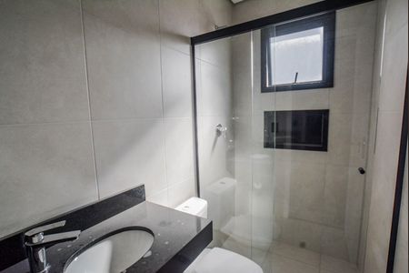 Apartamento à venda com 132m², 3 quartos e 1 vagaBanheiro da Suíte