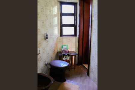 Casa para alugar com 2000m², 3 quartos e 10 vagas Casa para alugar com 2000m², 3 quartos e 10 vagasBanheiro