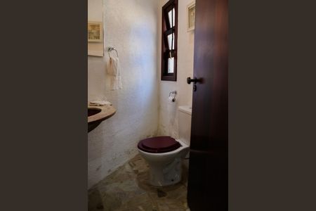 Casa para alugar com 2000m², 3 quartos e 10 vagas Casa para alugar com 2000m², 3 quartos e 10 vagasLavabo da Sala