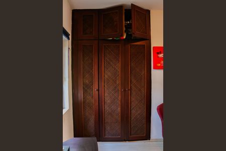 Casa para alugar com 2000m², 3 quartos e 10 vagas Casa para alugar com 2000m², 3 quartos e 10 vagasQuarto 2