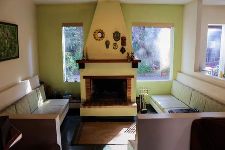 Casa para alugar com 2000m², 3 quartos e 10 vagas Casa para alugar com 2000m², 3 quartos e 10 vagasSala