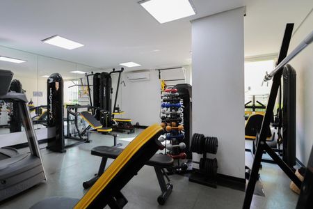 Apartamento à venda com 109m², 2 quartos e 2 vagas Apartamento à venda com 109m², 2 quartos e 2 vagasÁrea comum - Academia