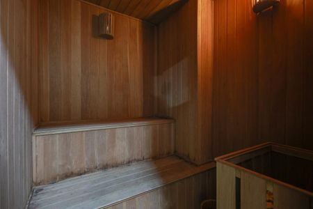 Apartamento à venda com 109m², 2 quartos e 2 vagas Apartamento à venda com 109m², 2 quartos e 2 vagasÁrea comum - Sauna