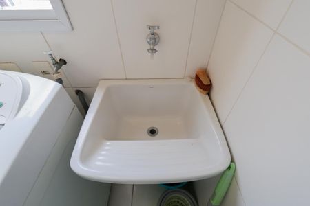 Apartamento à venda com 109m², 2 quartos e 2 vagas Apartamento à venda com 109m², 2 quartos e 2 vagasÁrea de serviço