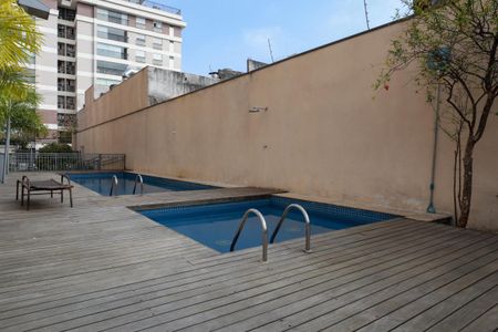 Apartamento à venda com 109m², 2 quartos e 2 vagas Apartamento à venda com 109m², 2 quartos e 2 vagasÁrea comum - Piscina