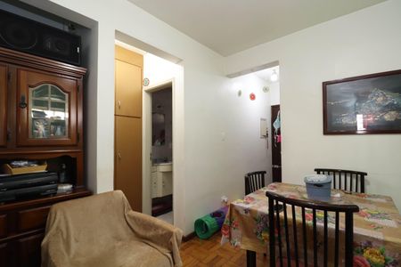 Apartamento à venda com 42m², 1 quarto e sem vaga Apartamento à venda com 42m², 1 quarto e sem vagaSala