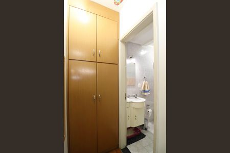 Apartamento à venda com 42m², 1 quarto e sem vaga Apartamento à venda com 42m², 1 quarto e sem vagaBanheiro