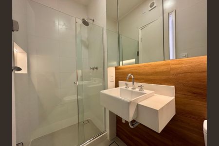 Apartamento à venda com 154m², 3 quartos e 1 vaga Apartamento à venda com 154m², 3 quartos e 1 vagaBanheiro social 1