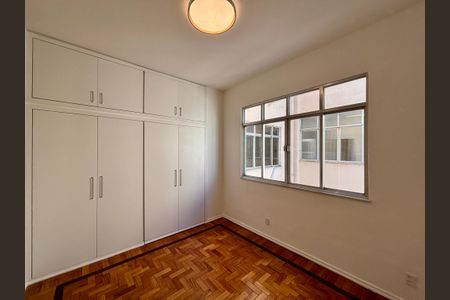 Apartamento à venda com 154m², 3 quartos e 1 vaga Apartamento à venda com 154m², 3 quartos e 1 vagaSuíte