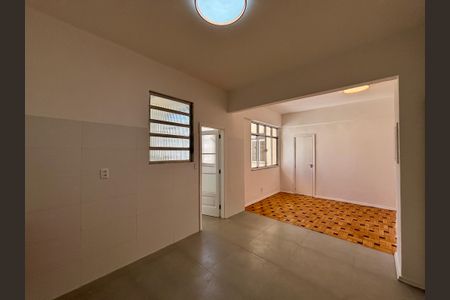 Apartamento à venda com 154m², 3 quartos e 1 vaga Apartamento à venda com 154m², 3 quartos e 1 vagaCozinha