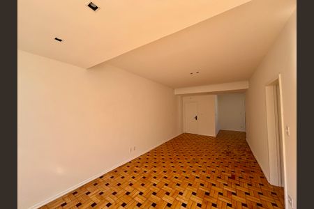 Apartamento à venda com 154m², 3 quartos e 1 vaga Apartamento à venda com 154m², 3 quartos e 1 vagaSala