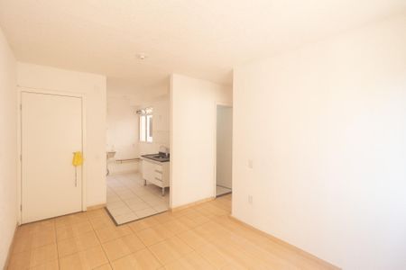 Sala de apartamento para alugar com 2 quartos, 42m² em Guaratiba, Rio de Janeiro